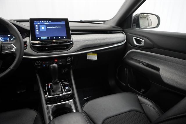 Photo of 2024 Bright White Clearcoat Jeep Compass