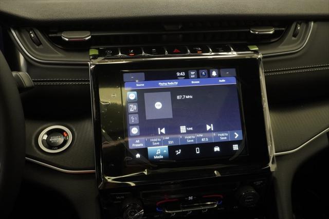 Photo of 2025 Bright White Jeep Grand Cherokee L