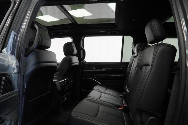 Photo of 2024 Baltic Gray Metallic Clearcoat Jeep Wagoneer