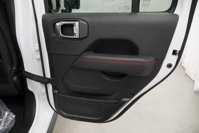 Photo of 2026 Bright White Clearcoat Jeep Wrangler