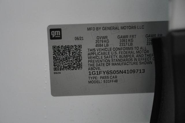 Photo of 2022 Summit White Chevrolet Bolt EUV