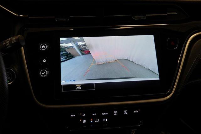 Photo of 2022 Summit White Chevrolet Bolt EUV