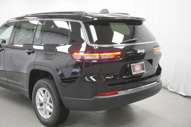 Photo of 2025 Diamond Black Jeep Grand Cherokee L