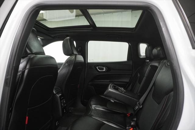 Photo of 2023 Bright White Clearcoat Jeep Compass