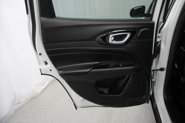 Photo of 2023 Bright White Clearcoat Jeep Compass