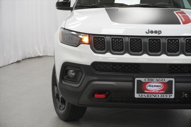 Photo of 2023 Bright White Clearcoat Jeep Compass