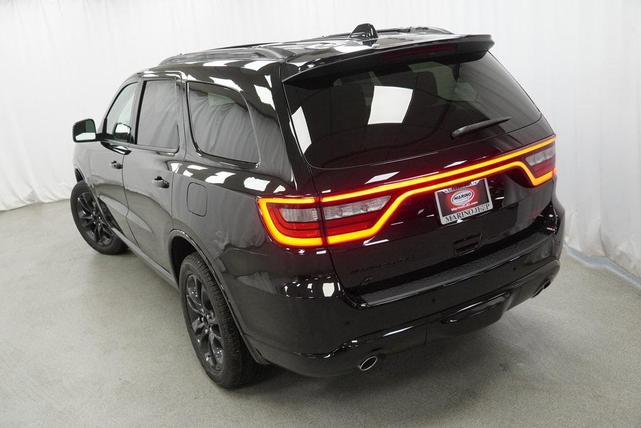 Photo of 2026 Diamond Black Dodge Durango