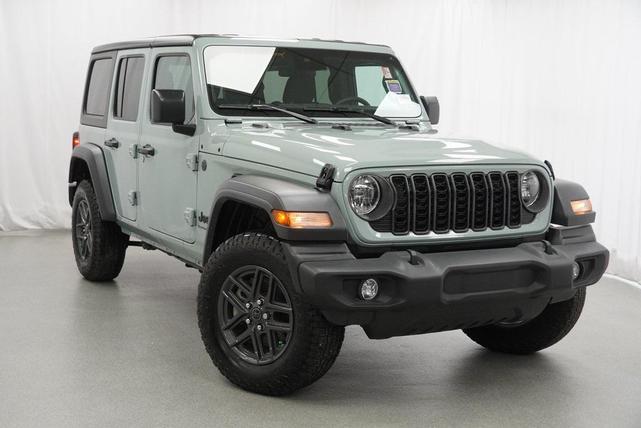 Photo of 2024 Earl Clearcoat Jeep Wrangler