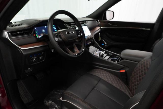 Photo of 2023 Velvet Red Pearlcoat Jeep Grand Cherokee 4xe