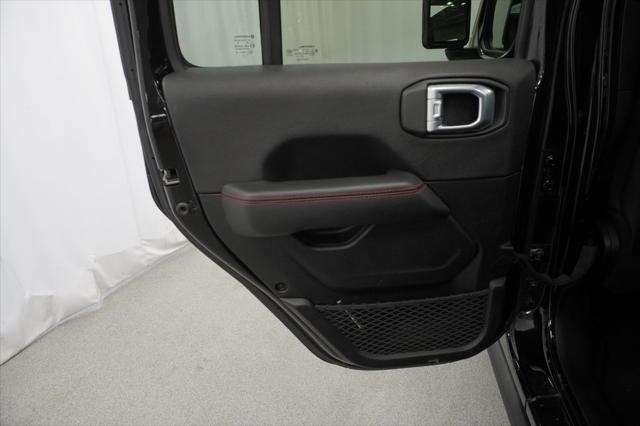 Photo of 2021 Black Clearcoat Jeep Wrangler Unlimited