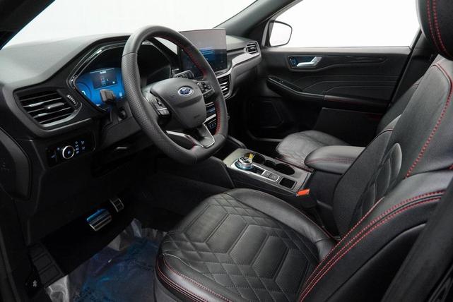Photo of 2023 AGATE BLACK METALLIC Ford Escape
