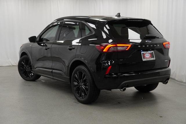 Photo of 2023 AGATE BLACK METALLIC Ford Escape