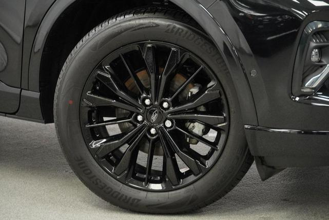 Photo of 2023 AGATE BLACK METALLIC Ford Escape