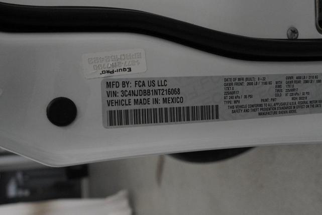 Photo of 2022 Bright White Clearcoat Jeep Compass