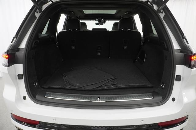 Photo of 2024 Bright White Clearcoat Jeep Grand Cherokee 4xe