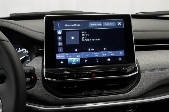 Photo of 2024 Hydro Blue Pearlcoat Jeep Compass