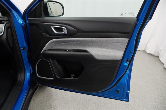 Photo of 2024 Hydro Blue Pearlcoat Jeep Compass