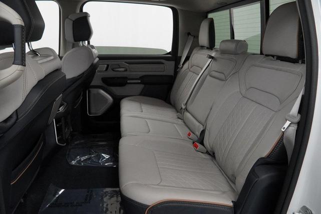 Photo of 2025 Ivory White Tri-Coat Pearlcoat RAM 1500