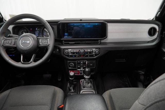 Photo of 2024 Black Clearcoat Jeep Wrangler