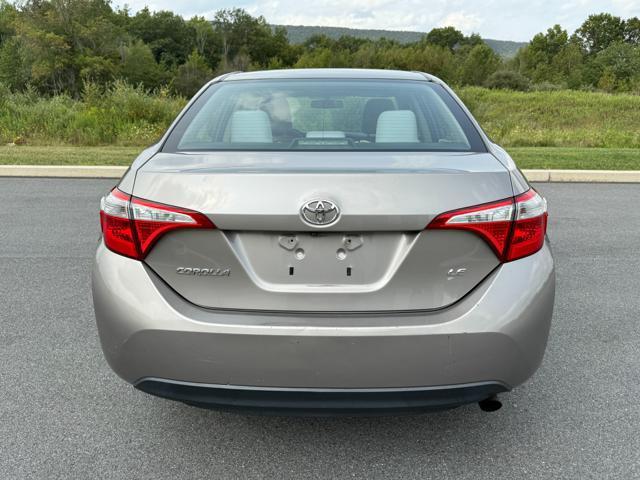 Photo of 2014 Brown Toyota Corolla