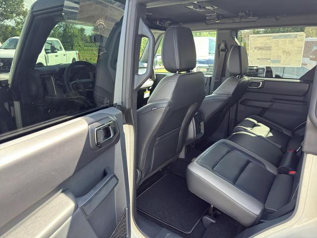 Photo of 2025 Desert Sand Ford Bronco