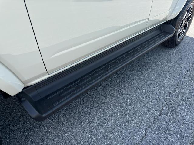 Photo of 2025 Desert Sand Ford Bronco