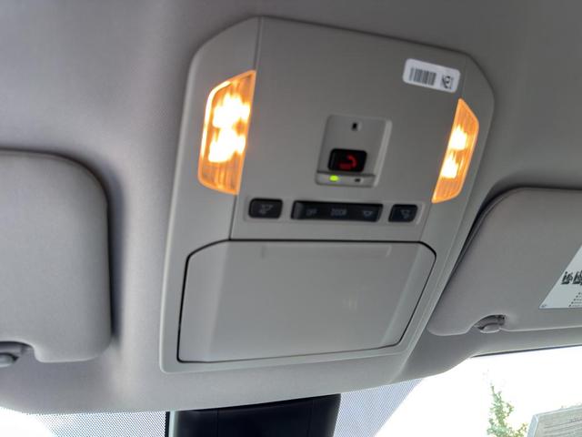Photo of 2024 Magnetic Gray Metallic Toyota Highlander