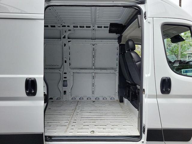 Photo of 2023 Bright White Clearcoat RAM ProMaster 2500