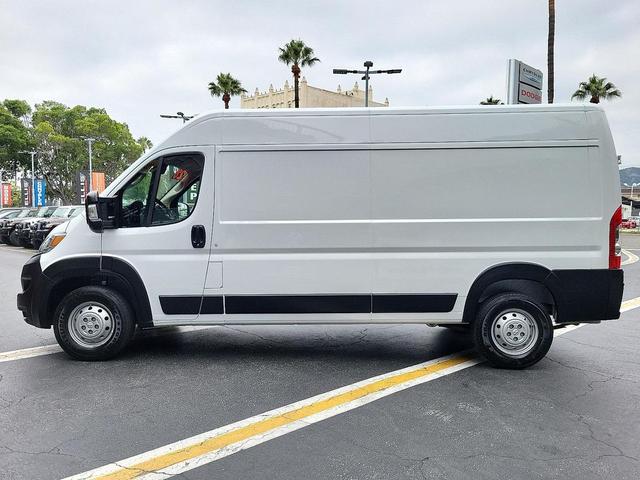 Photo of 2023 Bright White Clearcoat RAM ProMaster 2500