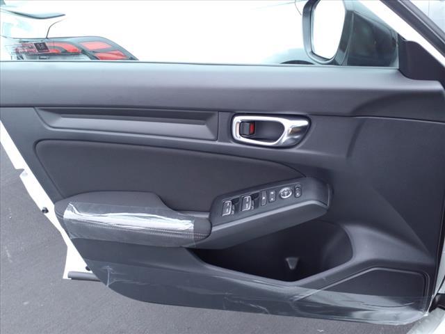 Photo of 2025 Platinum White Honda Civic