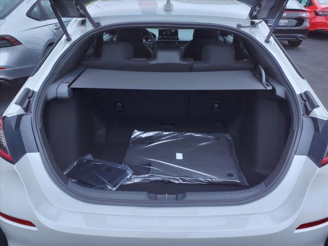 Photo of 2025 Platinum White Honda Civic