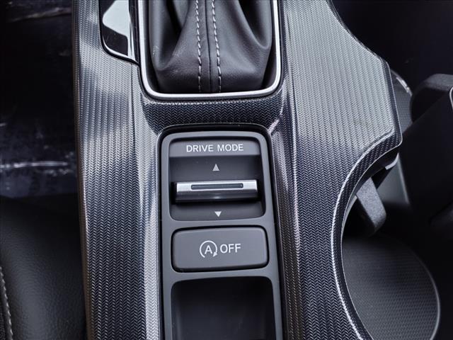 Photo of 2025 Platinum White Honda Civic