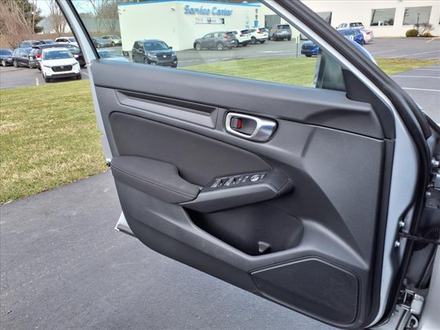 Photo of 2025 Silver Honda Civic