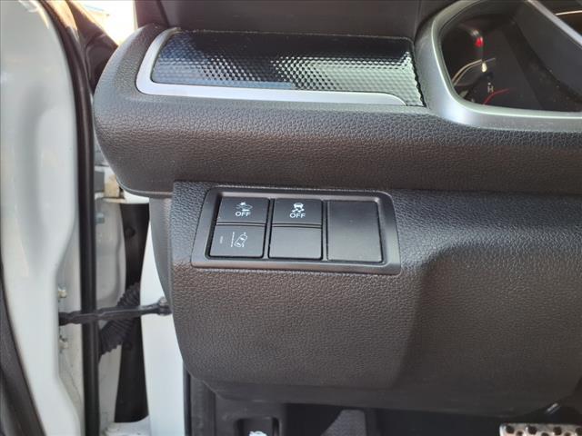 Photo of 2020 White Honda Civic
