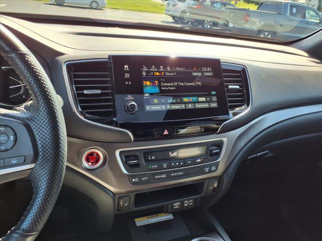 Photo of 2022 Red Honda Passport