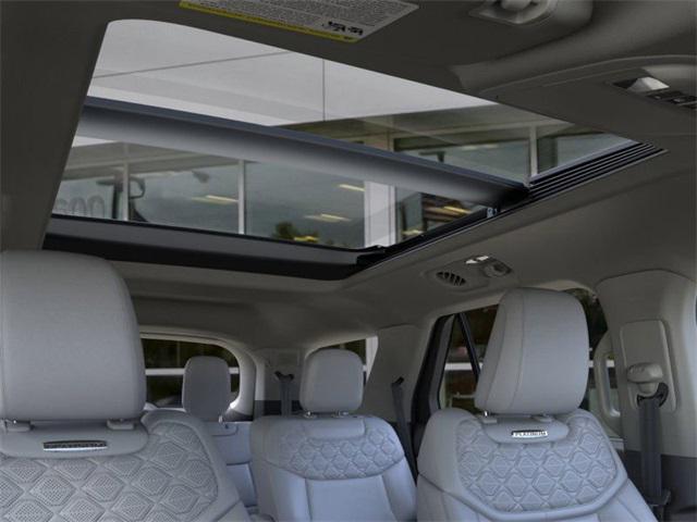 Photo of 2025 Carbonized Gray Metallic Ford Explorer