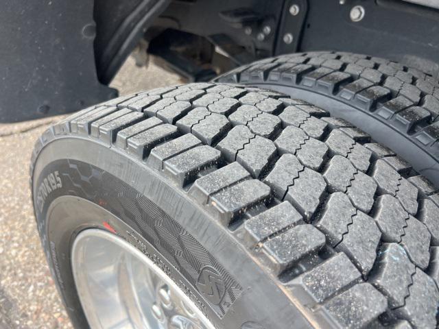 Photo of 2024 Carbonized Gray Metallic Ford F-450