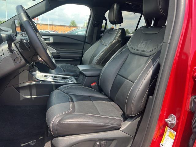 Photo of 2021 Rapid Red Metallic Tinted Clearcoat Ford Explorer