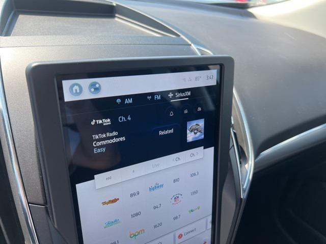 Photo of 2022 Carbonized Gray Metallic Ford Edge