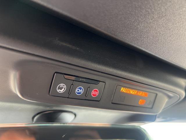 Photo of 2022 Black Chevrolet Camaro