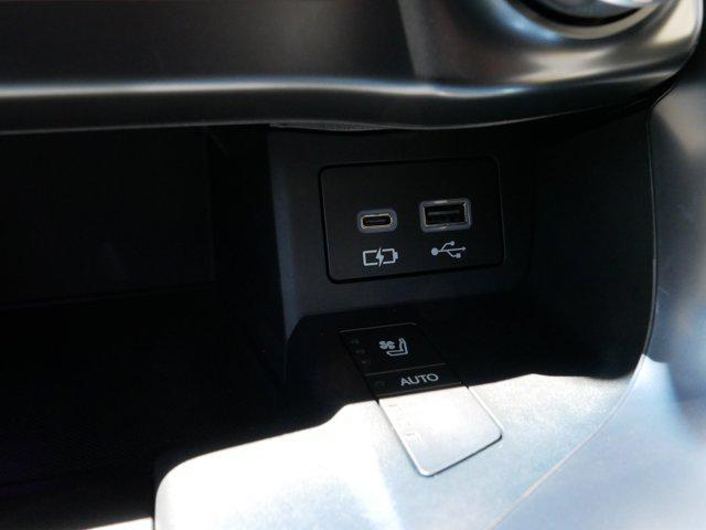 Photo of 2024 Atomic Silver Lexus LX 600