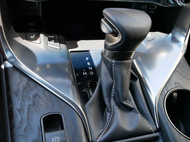 Photo of 2024 Atomic Silver Lexus LX 600