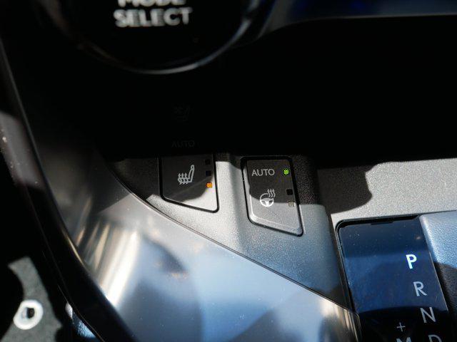 Photo of 2024 Atomic Silver Lexus LX 600