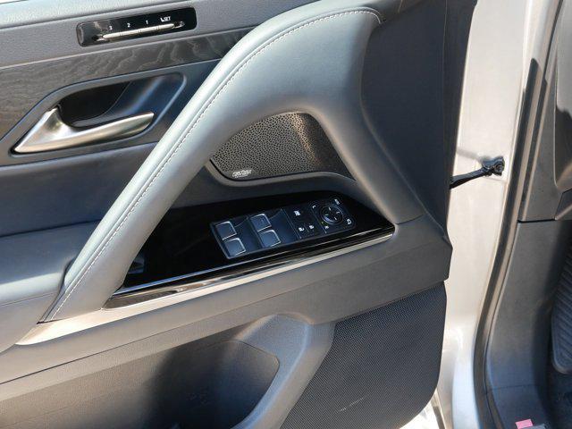 Photo of 2024 Atomic Silver Lexus LX 600