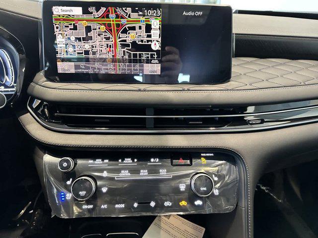 Photo of 2025 Mineral Black INFINITI QX60