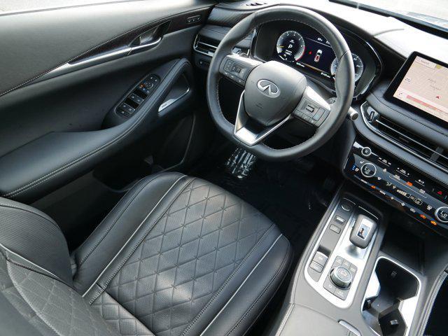 Photo of 2025 Graphite Shadow/Black Obsidian INFINITI QX60