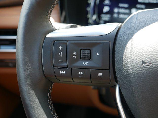 Photo of 2024 Majestic White/Black Obsidian INFINITI QX60