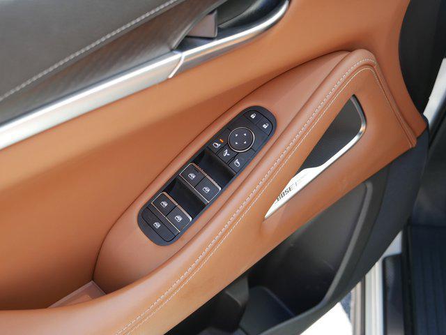 Photo of 2024 Majestic White/Black Obsidian INFINITI QX60