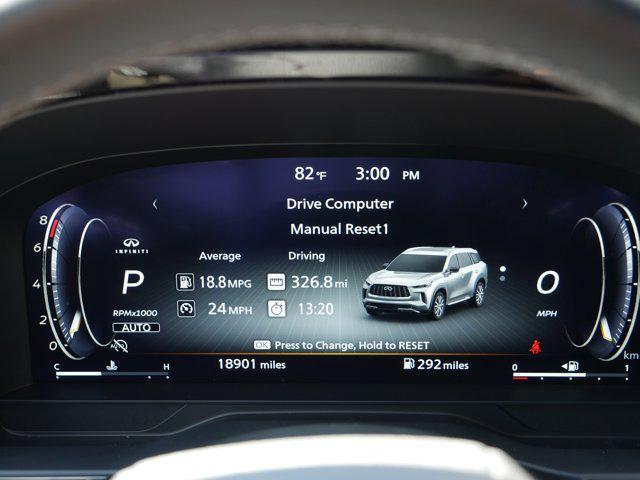 Photo of 2024 Majestic White/Black Obsidian INFINITI QX60