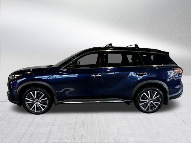 Photo of 2025 Grand Blue/Black Obsidian INFINITI QX60